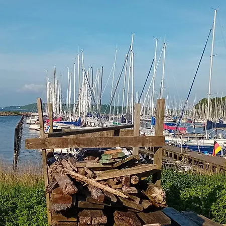 Ueber Den Daechern Von Muerwiker Strasse 187