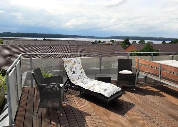 Ueber Den Daechern Von Muerwiker Strasse 187 *